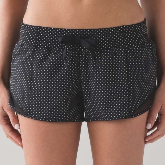 Lululemon Hotty Hot Shine Bright Shorts - LR 4” - Picture 1 of 7